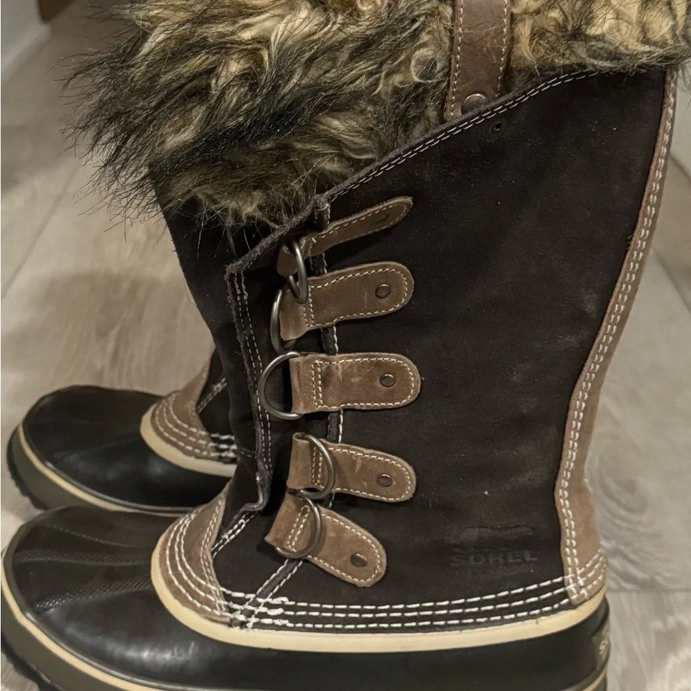Size 10 - Sorel Joan of Artic Brown/Tan Fur-Lined Boots
